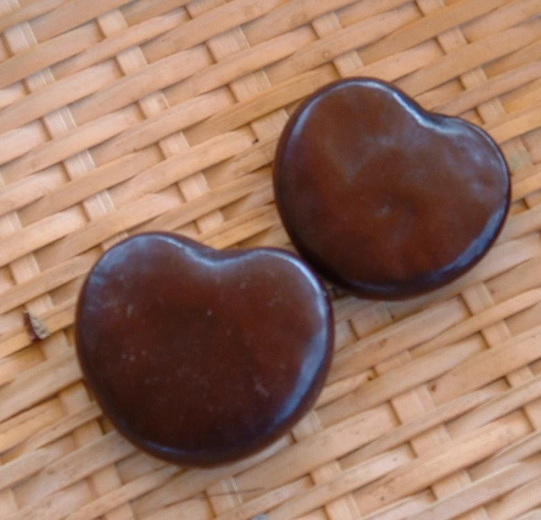 "Морская почка", или "морское сердце", - семена энтады гигантской (Entada gigas), произрастающей на Карибских островах. 