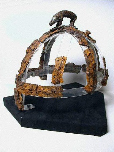 Англосаксонский шлем из Бенти-Грейндж, 1-я пол. VII в.
